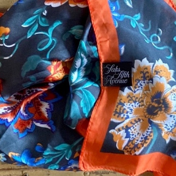 VINTAGE SAKS SCARF - Picture 2 of 2